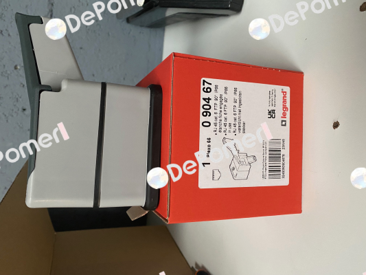 090467 Legrand