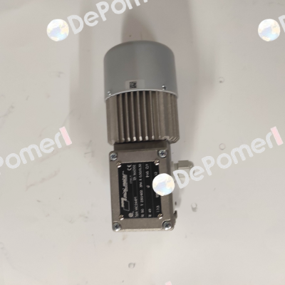 MC244PT SERIAL NUMBER 952329 Minimotor