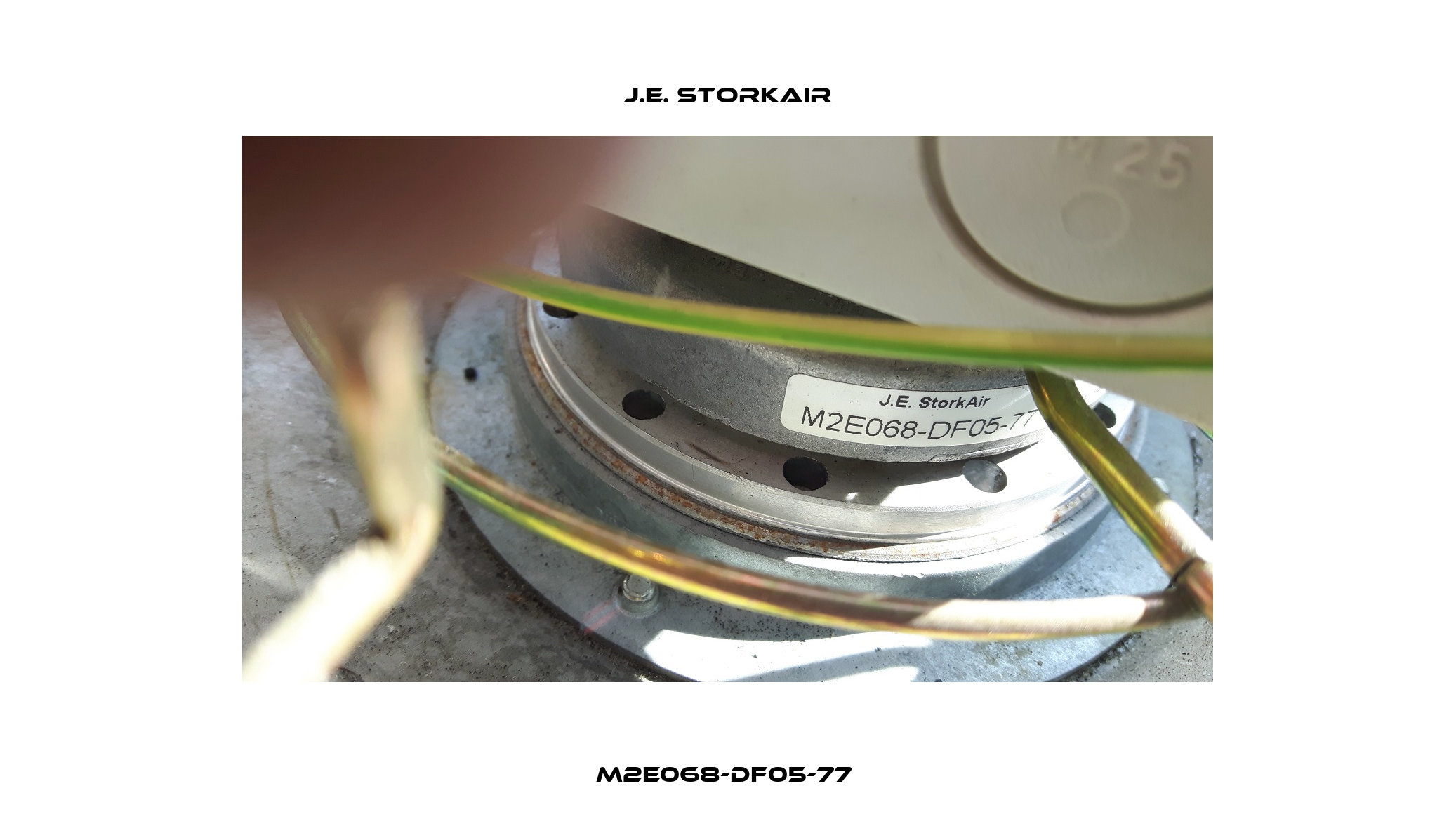 M2E068-DF05-77  J.E. Storkair