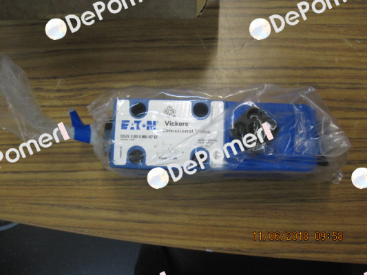 02-301682 / DG4V-3-8B-VM-U-H7-61 Vickers (Eaton)